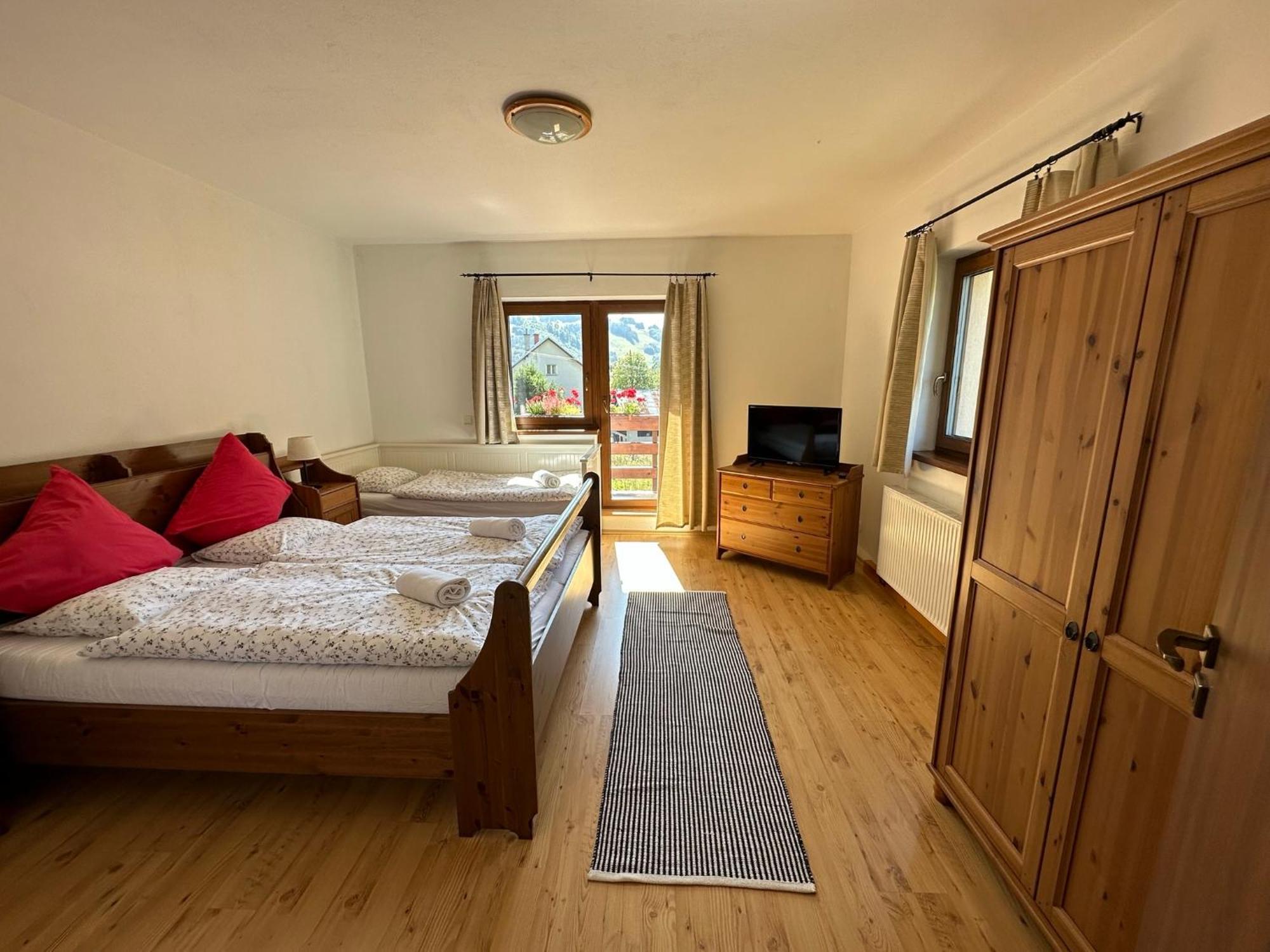 Holiday Home Skalka Mýto pod Ďumbierom 外观 照片
