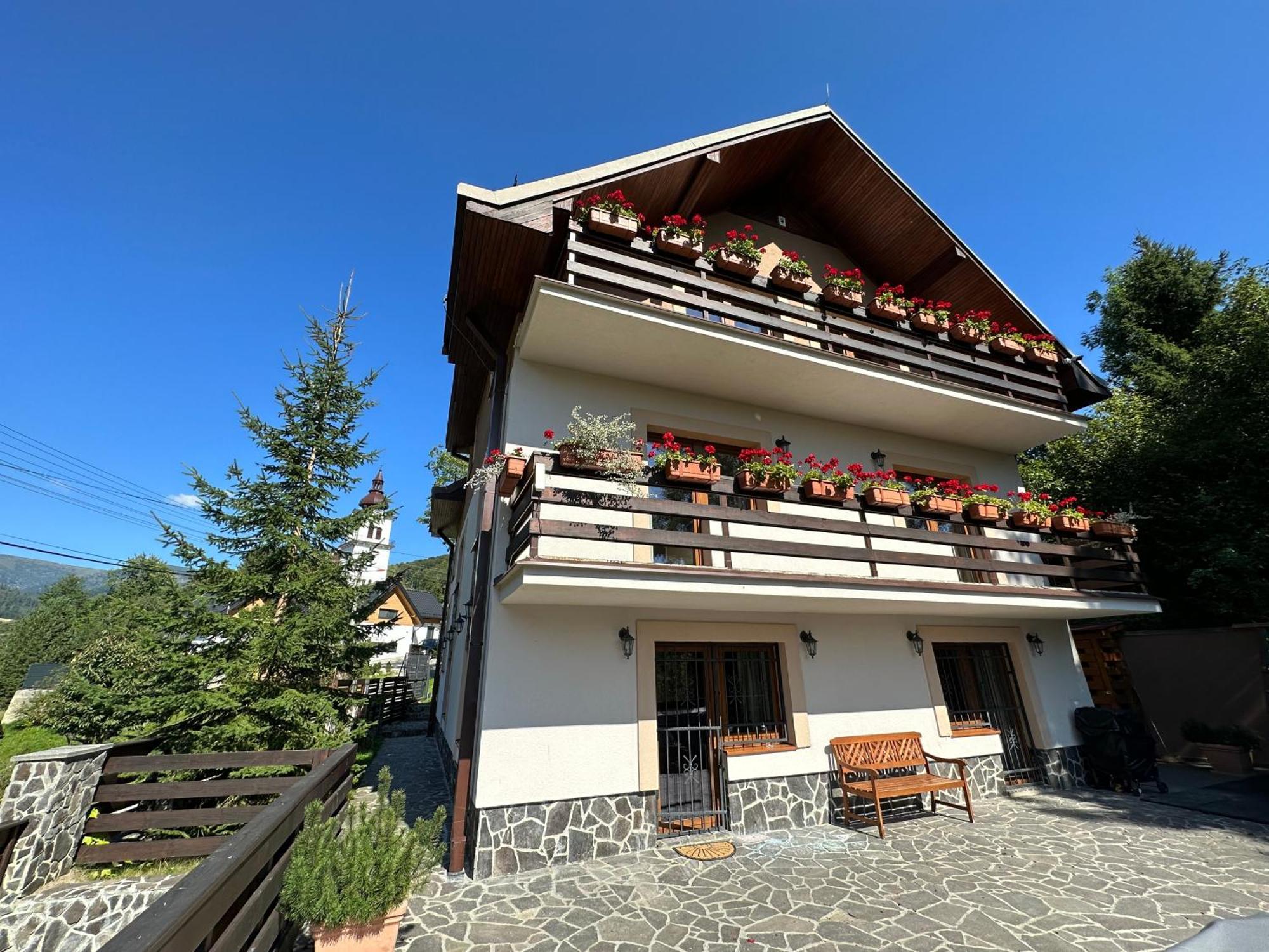 Holiday Home Skalka Mýto pod Ďumbierom 外观 照片