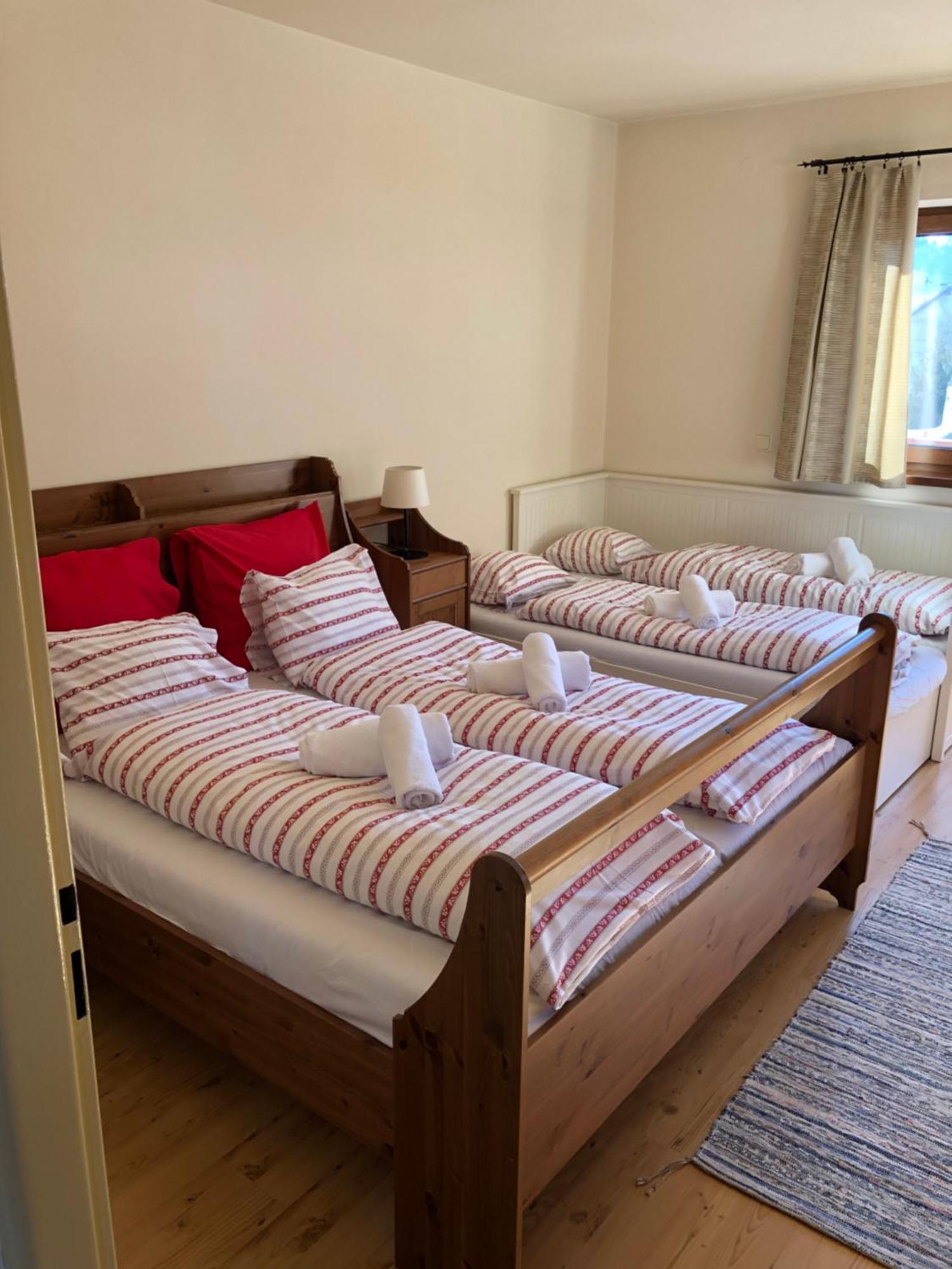 Holiday Home Skalka Mýto pod Ďumbierom 外观 照片