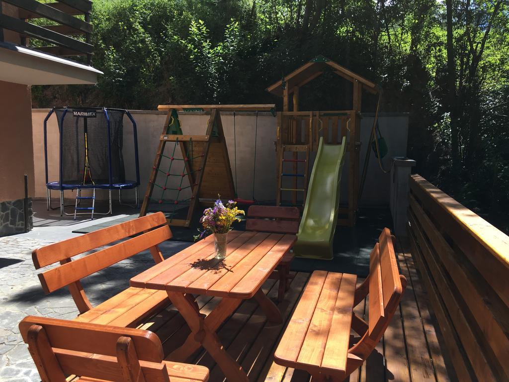 Holiday Home Skalka Mýto pod Ďumbierom 外观 照片