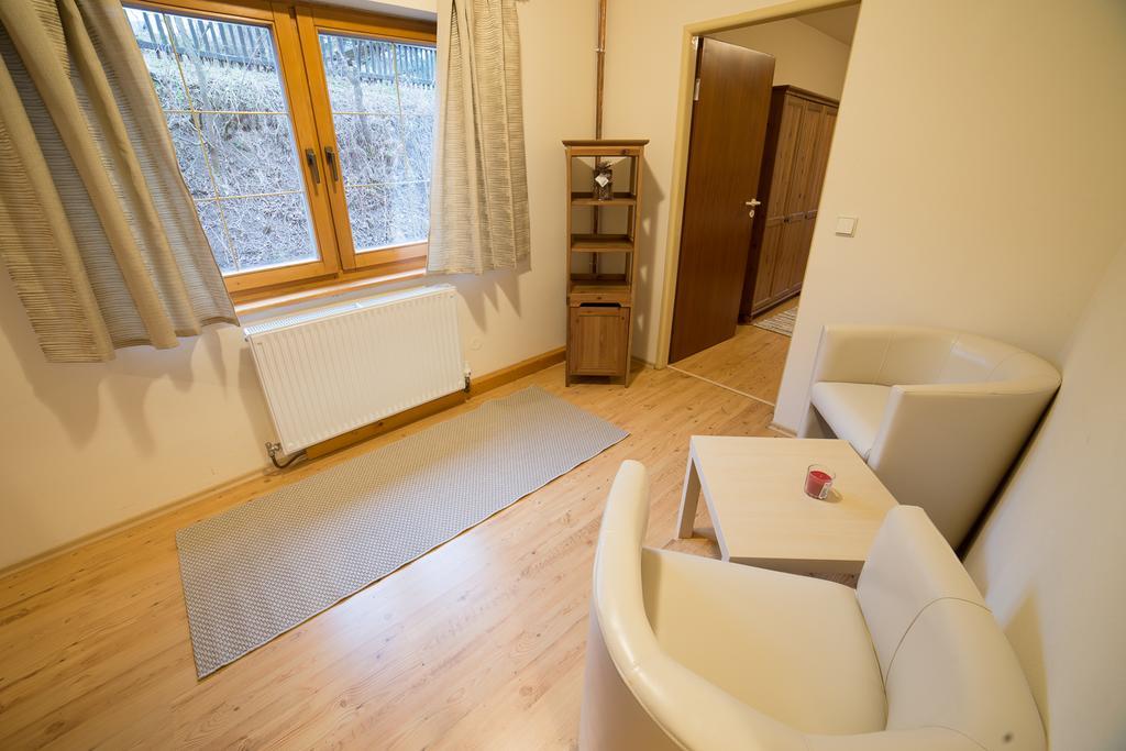 Holiday Home Skalka Mýto pod Ďumbierom 外观 照片
