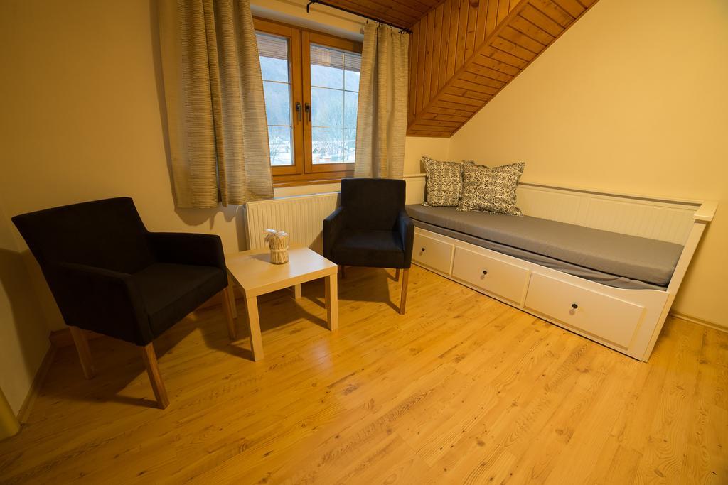 Holiday Home Skalka Mýto pod Ďumbierom 外观 照片