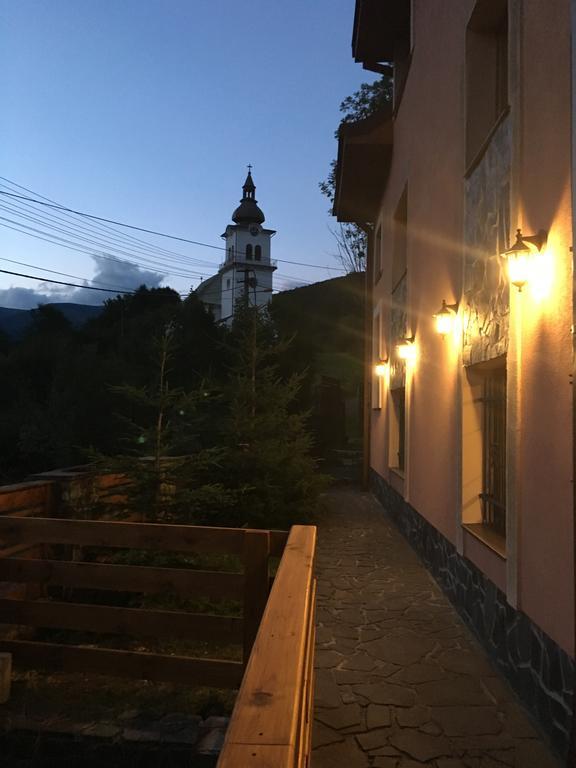 Holiday Home Skalka Mýto pod Ďumbierom 外观 照片