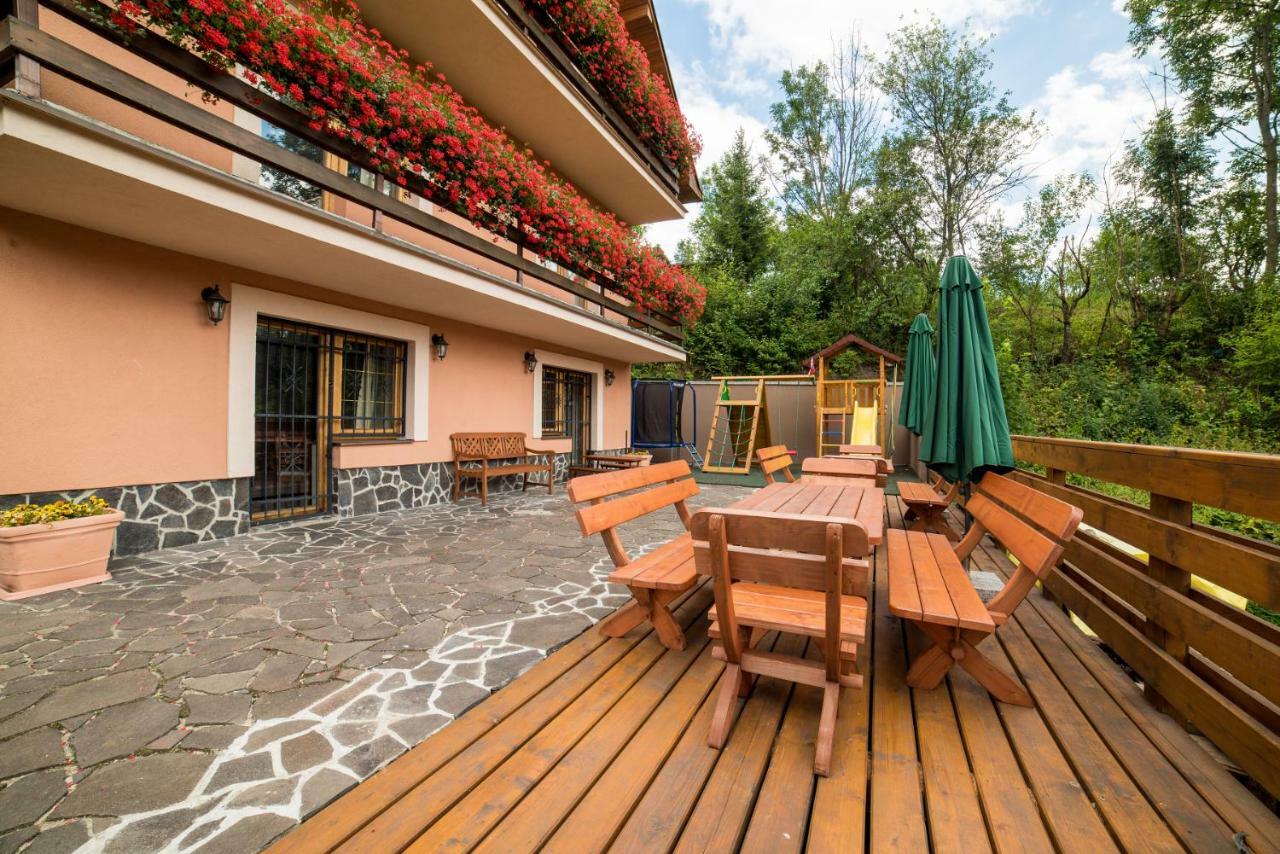 Holiday Home Skalka Mýto pod Ďumbierom 外观 照片