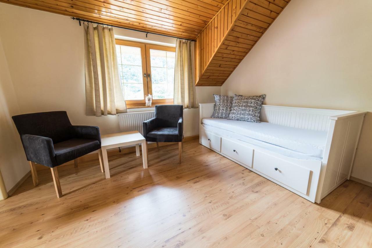 Holiday Home Skalka Mýto pod Ďumbierom 外观 照片